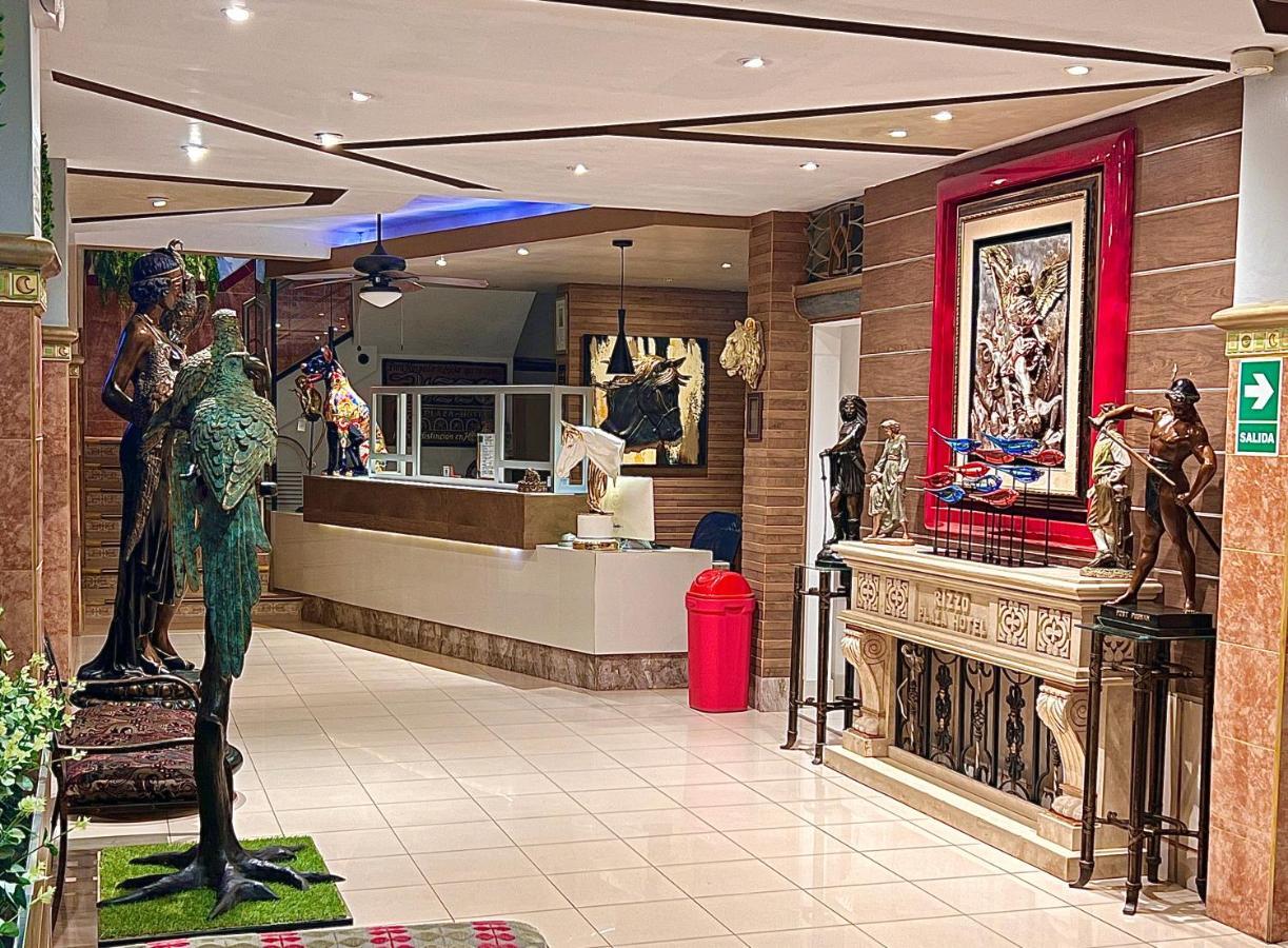 Rizzo Plaza Hotel Тумбес Экстерьер фото