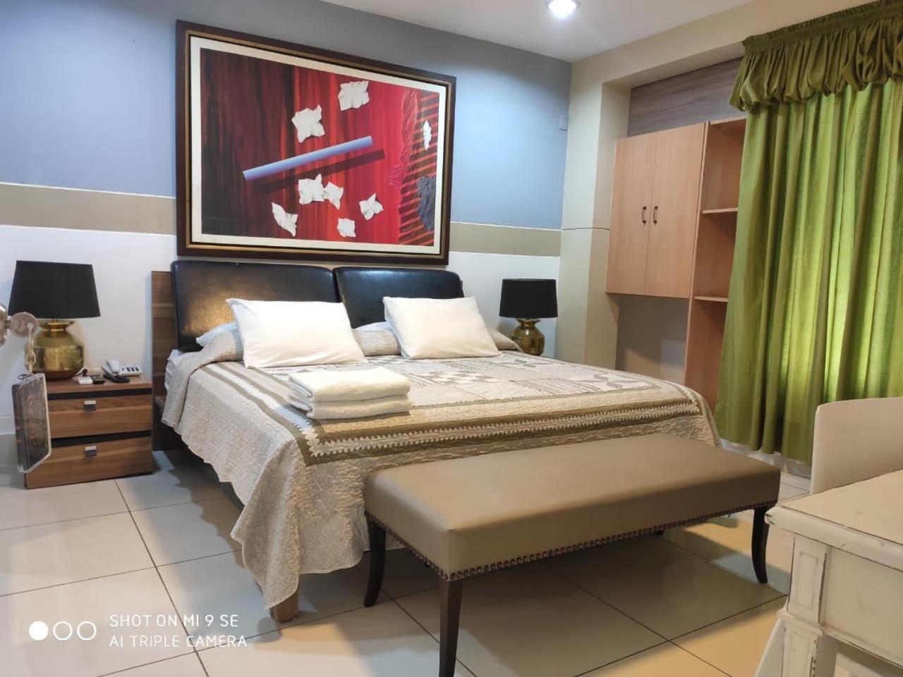 Rizzo Plaza Hotel Тумбес Экстерьер фото