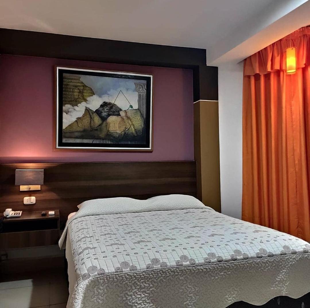 Rizzo Plaza Hotel Тумбес Экстерьер фото