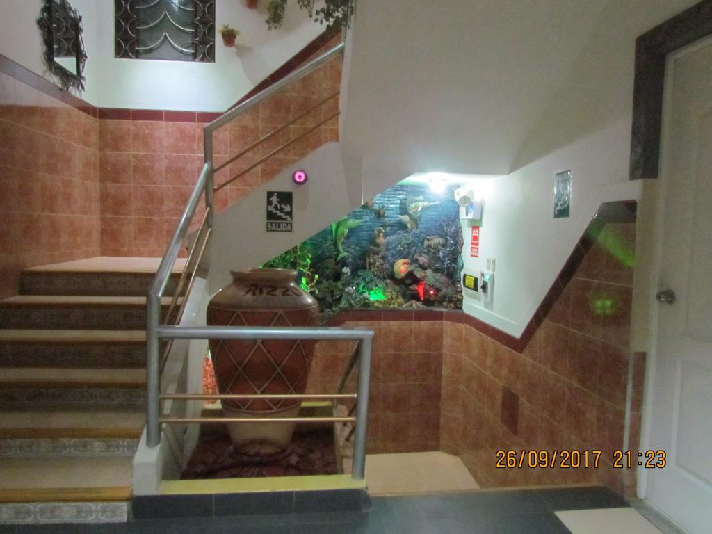Rizzo Plaza Hotel Тумбес Экстерьер фото