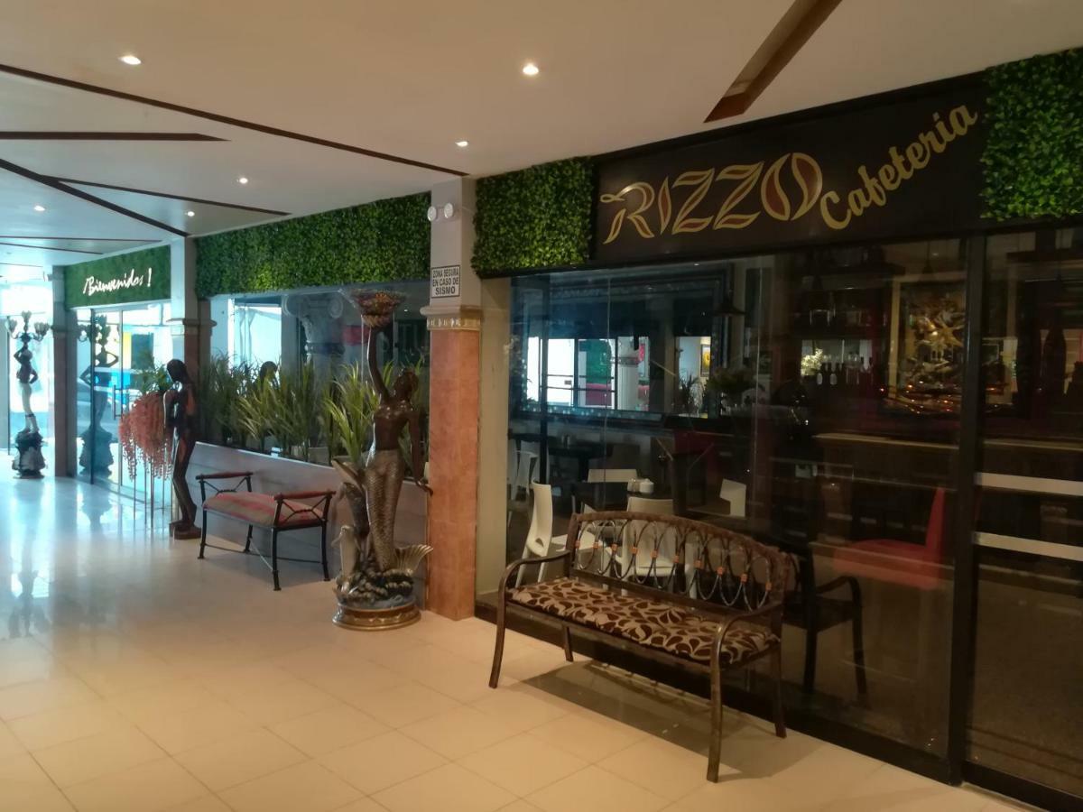 Rizzo Plaza Hotel Тумбес Экстерьер фото